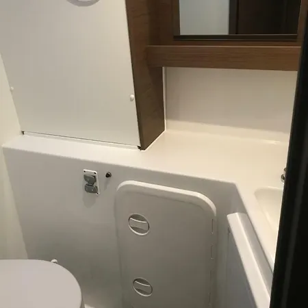 Seaview Suites Marina *